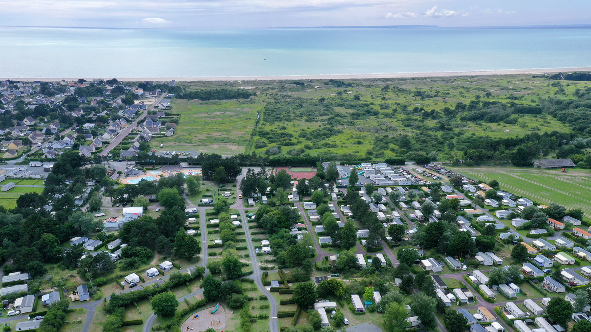 Camping 4 étoiles Aux Grands Espaces à Saint-Germain-sur-Ay