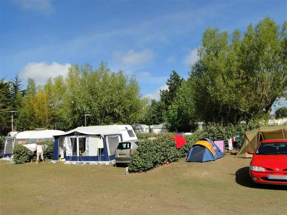 réserver un emplacement de camping à la dernière minute sur la côte Ouest du Cotentin